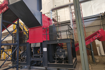 日本-大阪某公司定制鋁型材破碎線客戶現(xiàn)場