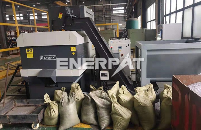 鋁屑?jí)簤K機(jī)