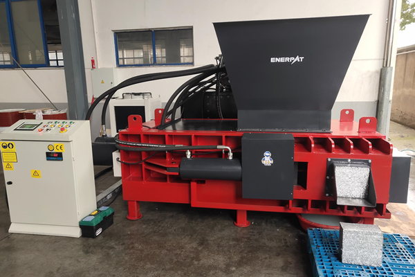 江蘇某汽車(chē)零部件公司定制鋁屑?jí)簤K機(jī)案例