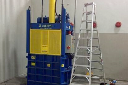 上海某船舶公司定制船用壓縮機案例