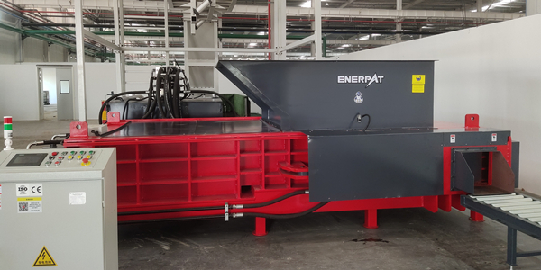 全自動易拉罐邊角料打包機：金屬壓塊密實度提升30%的節能方案