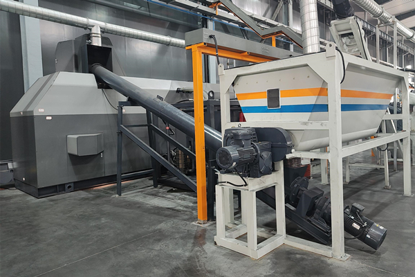 淮安LC金屬制品公司定制銅屑壓餅機案例