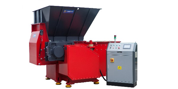 塑料撕碎機(jī)有什么特點(diǎn)？塑料撕碎機(jī)工作原理介紹