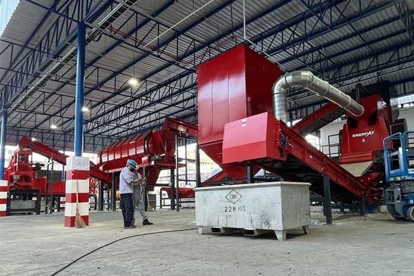 泰國曼谷某鋁回收行業(yè)定制鑄鋁破碎機(jī)案例