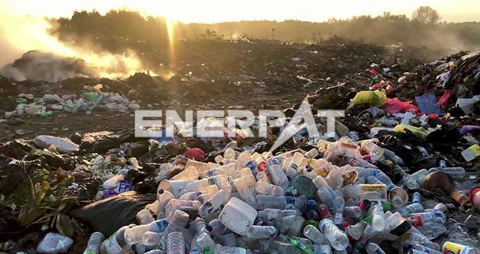 塑料撕碎機(jī)