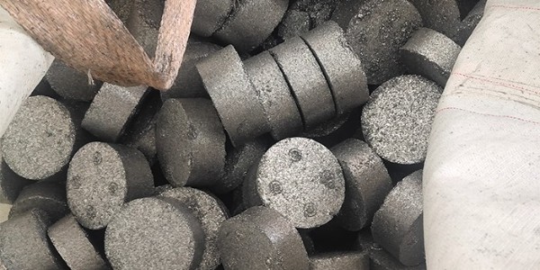 鐵銷壓塊機怎么保養？鐵銷壓塊機保養技巧分享