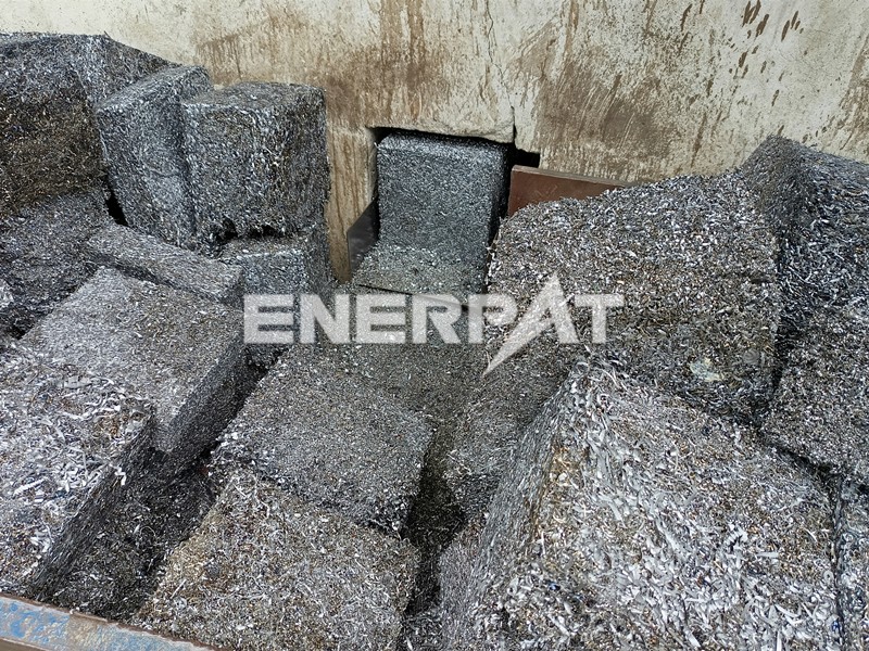 鋼屑?jí)簤K機(jī)